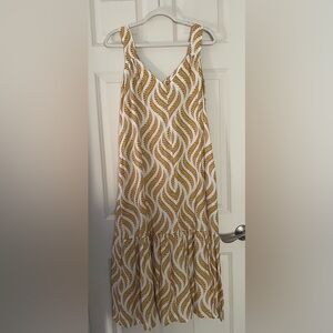 Stitchdrop sleeveless sundress V Neck Ruffle Hem lightweight leaf print size XS